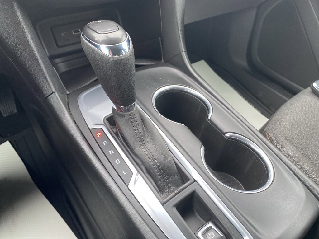 Used 2020 Chevrolet Equinox LT image 32