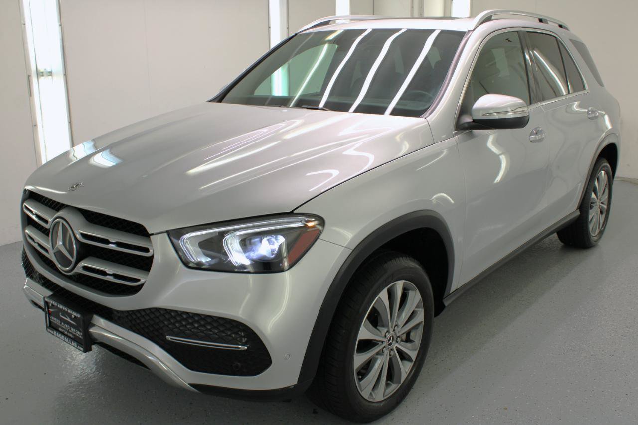 Used 2020 Mercedes-Benz GLE 350 4MATIC w/ Premium Package image 4
