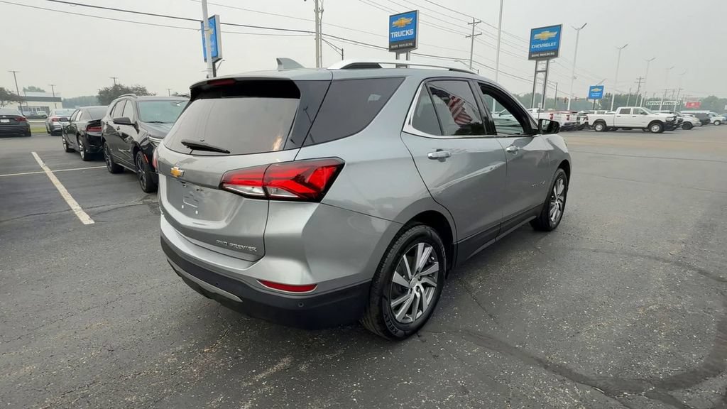 Used 2024 Chevrolet Equinox Premier AWD/4WD image 8