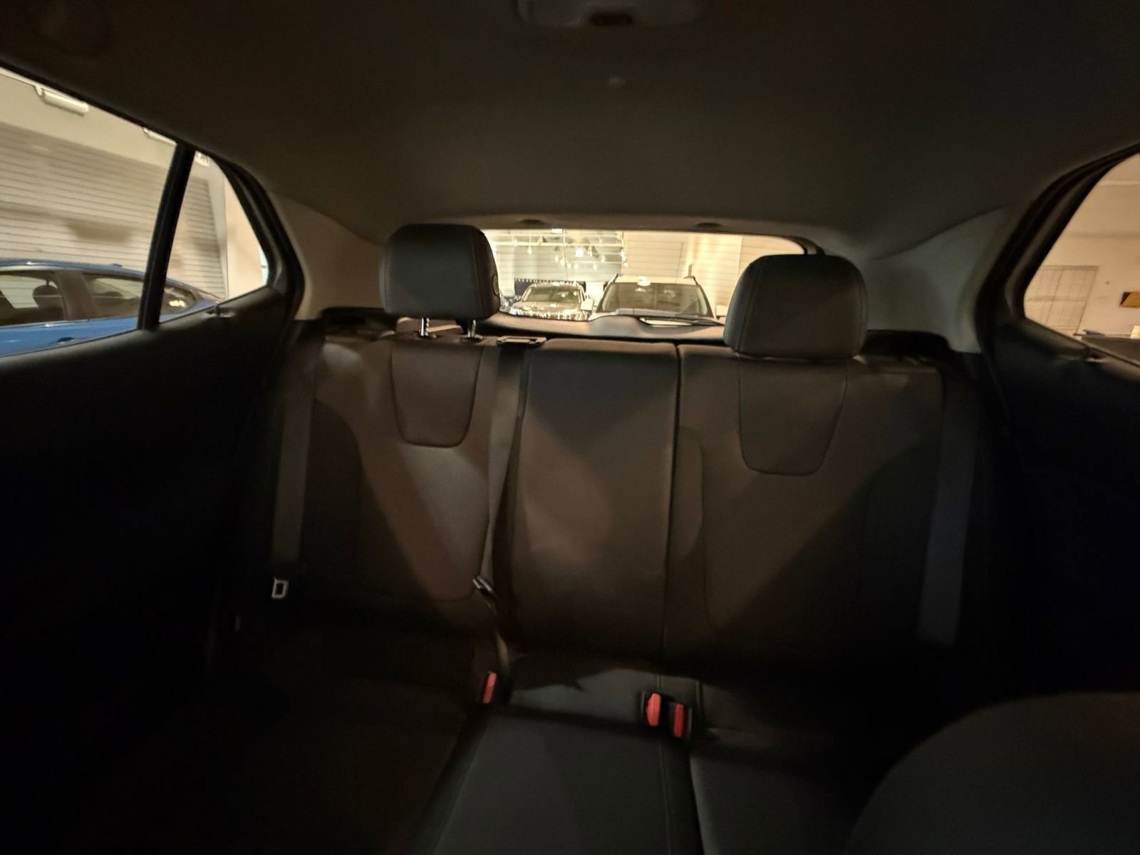 Used 2025 Buick Encore GX Preferred image 37