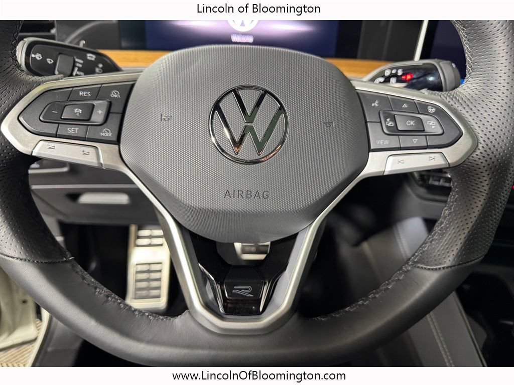 Used 2026 Volkswagen Tiguan SEL R-Line AWD/4WD image 17