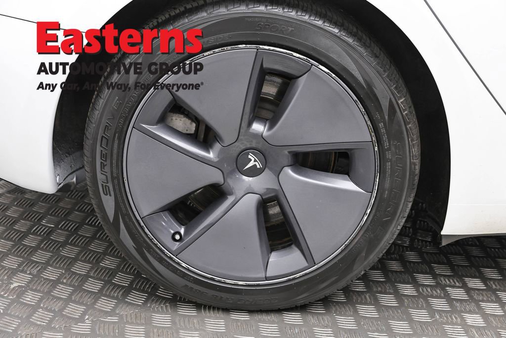 Used 2023 Tesla Model 3 Standard Range image 25