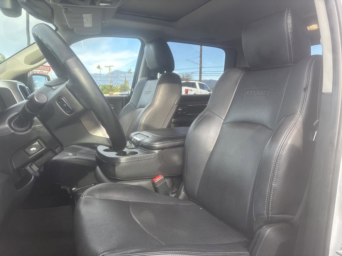 Used 2017 RAM 1500 Laramie w/ Convenience Group image 9