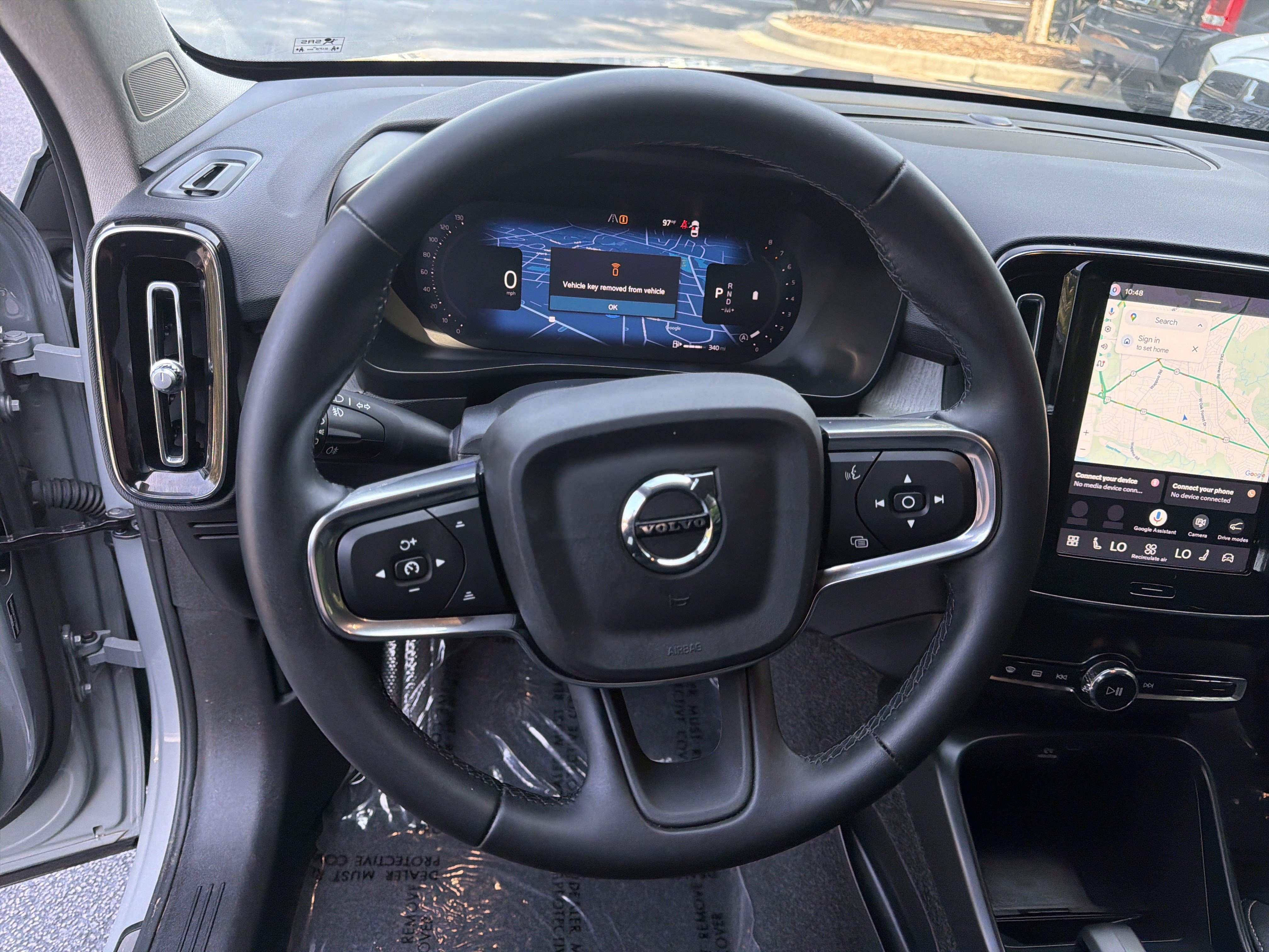 Certified 2026 Volvo XC40 B4 Core FWD image 18