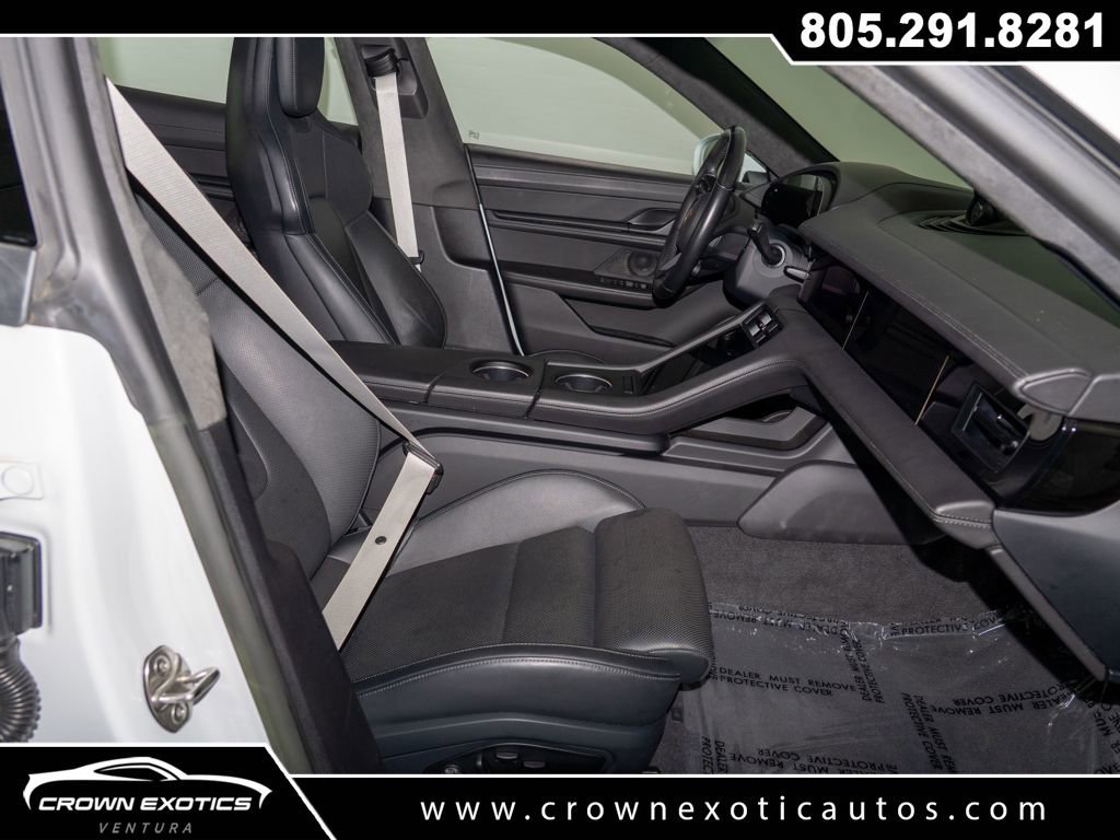 Used 2024 Porsche Taycan GTS image 38
