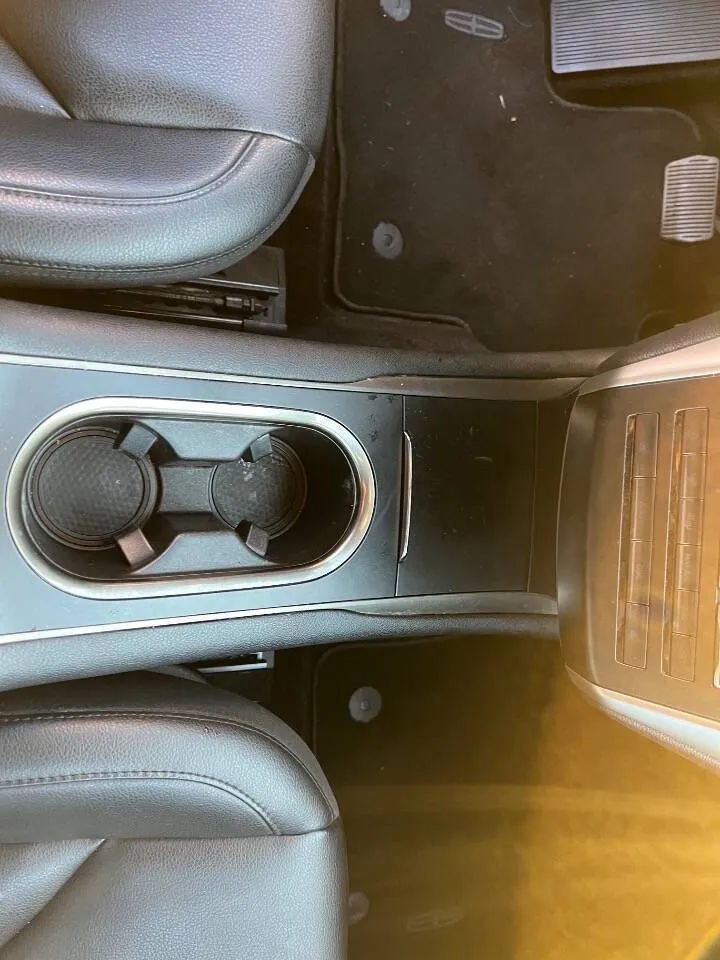 Used 2017 Lincoln MKC Premiere FWD image 20