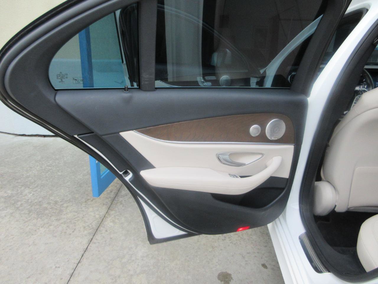 Used 2021 Mercedes-Benz E 350 Sedan image 35
