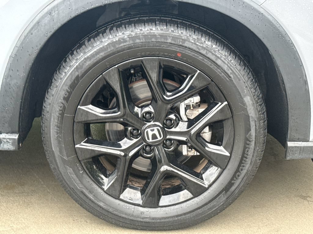 Used 2023 Honda HR-V Sport image 11
