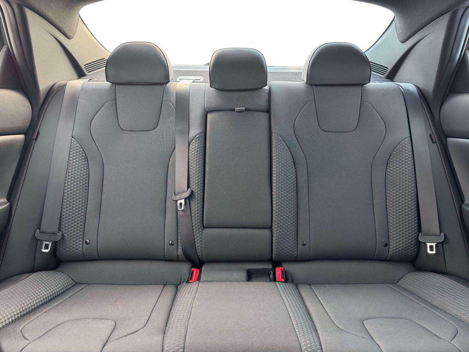 New 2026 Hyundai Elantra N Line FWD image 16