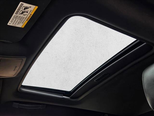 Used 2010 Dodge Challenger R/T RWD image 12
