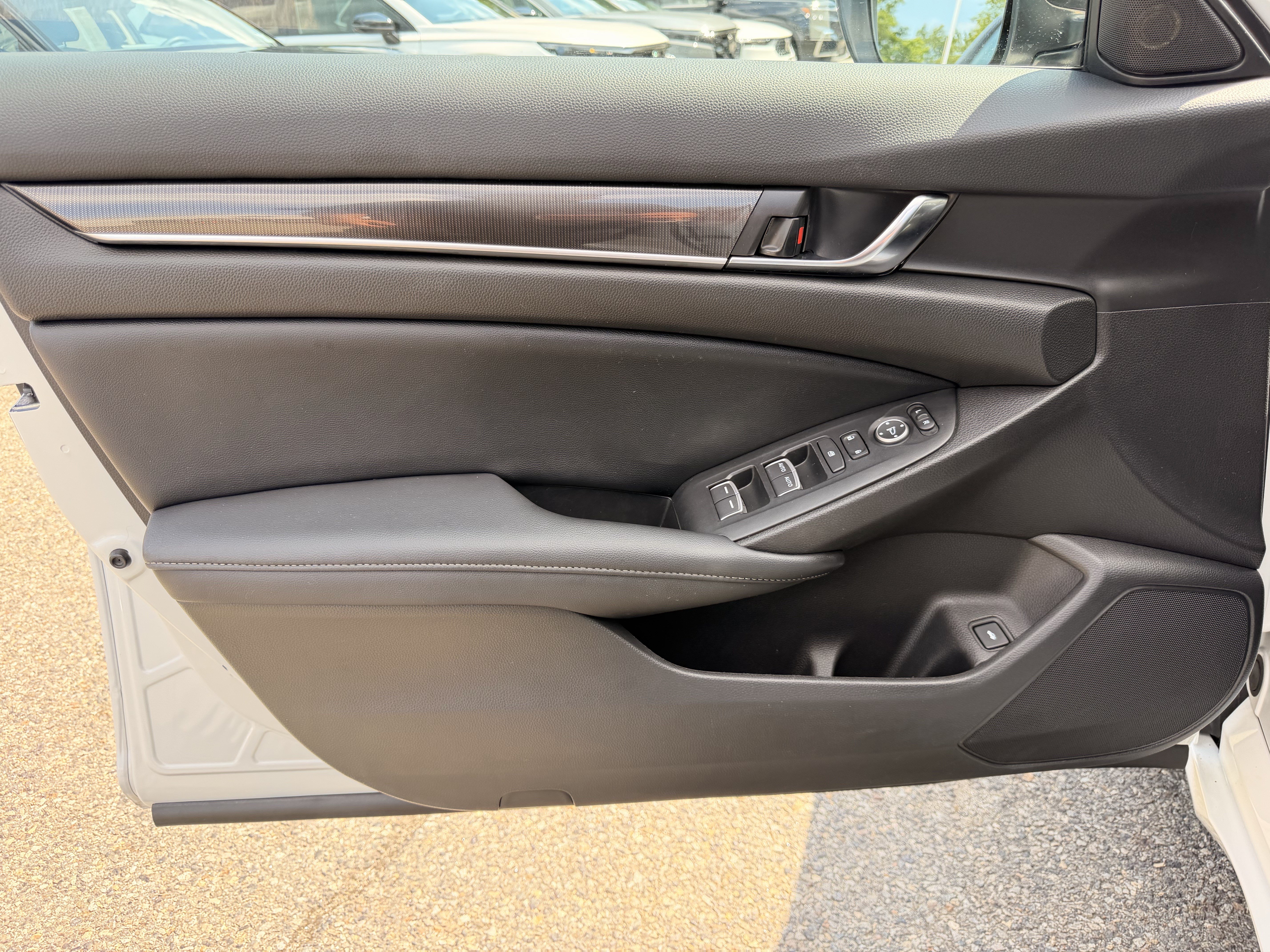 Certified 2022 Honda Accord Sport image 10