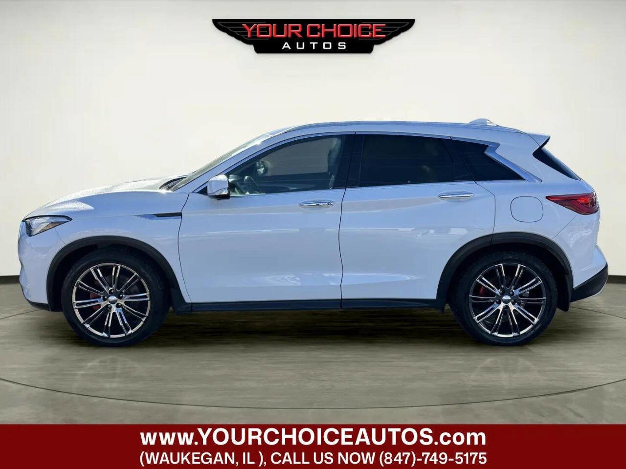Used 2019 INFINITI QX50 Essential w/ Premium Heat Package image 2