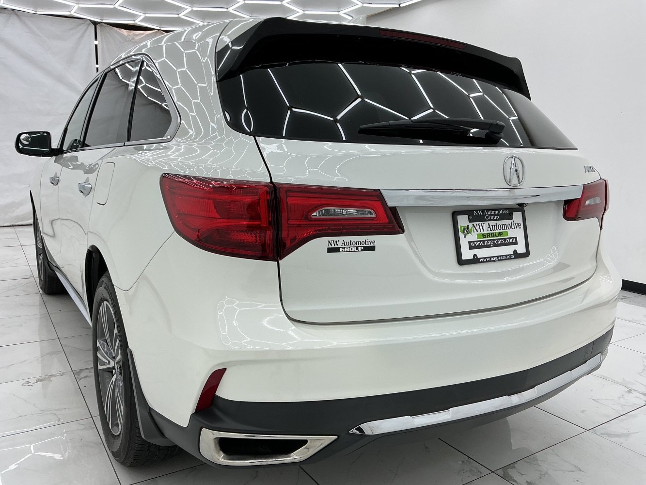 Used 2019 Acura MDX FWD image 9