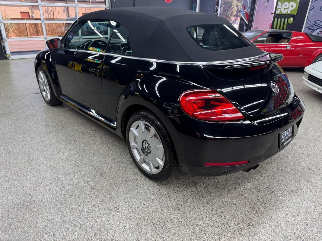 Used 2014 Volkswagen Beetle 1.8T FWD image 3
