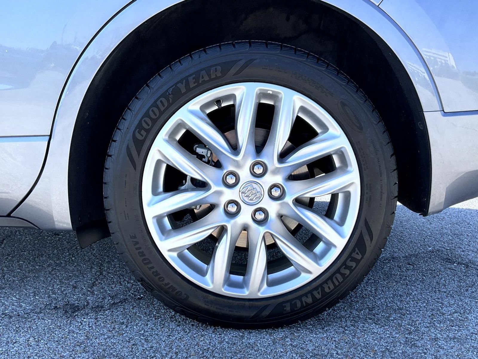 Certified 2020 Buick Envision Premium w/ Driver Confidence Package AWD/4WD image 22