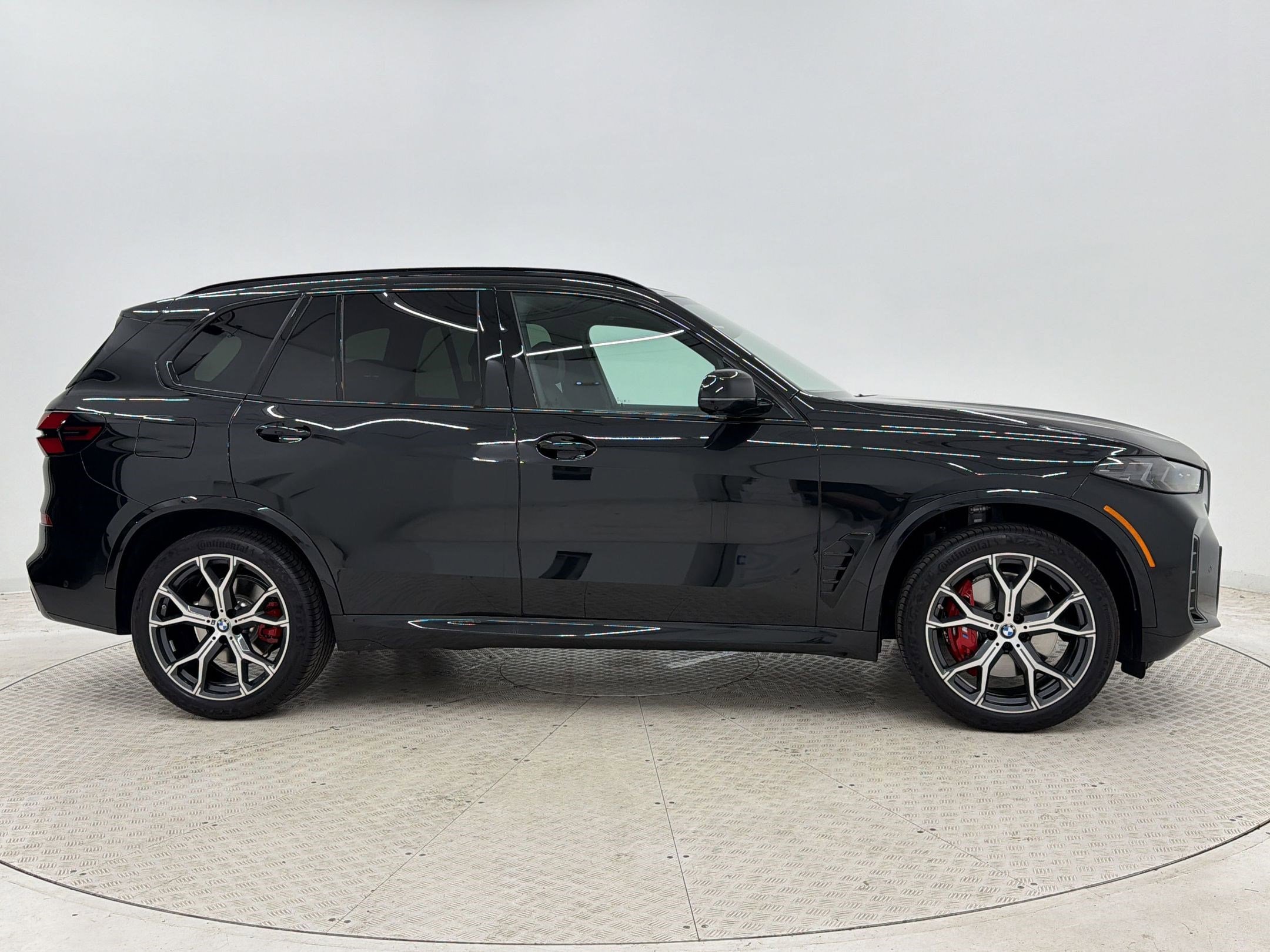 Certified 2026 BMW X5 xDrive40i w/ Executive Package image 8