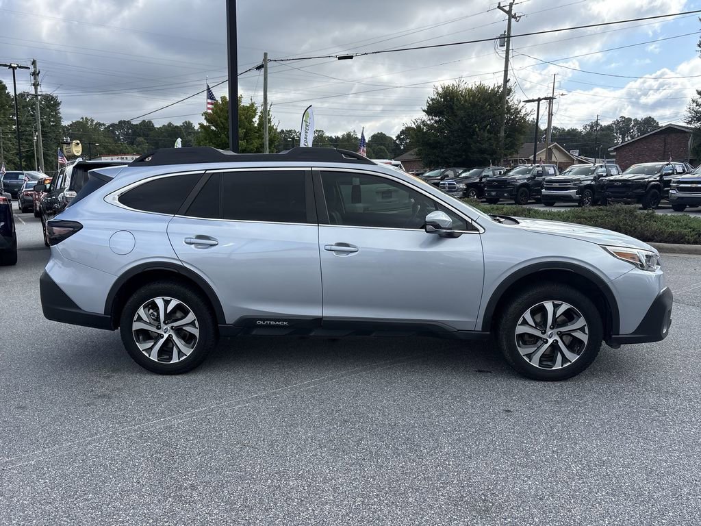 Used 2022 Subaru Outback Limited image 10