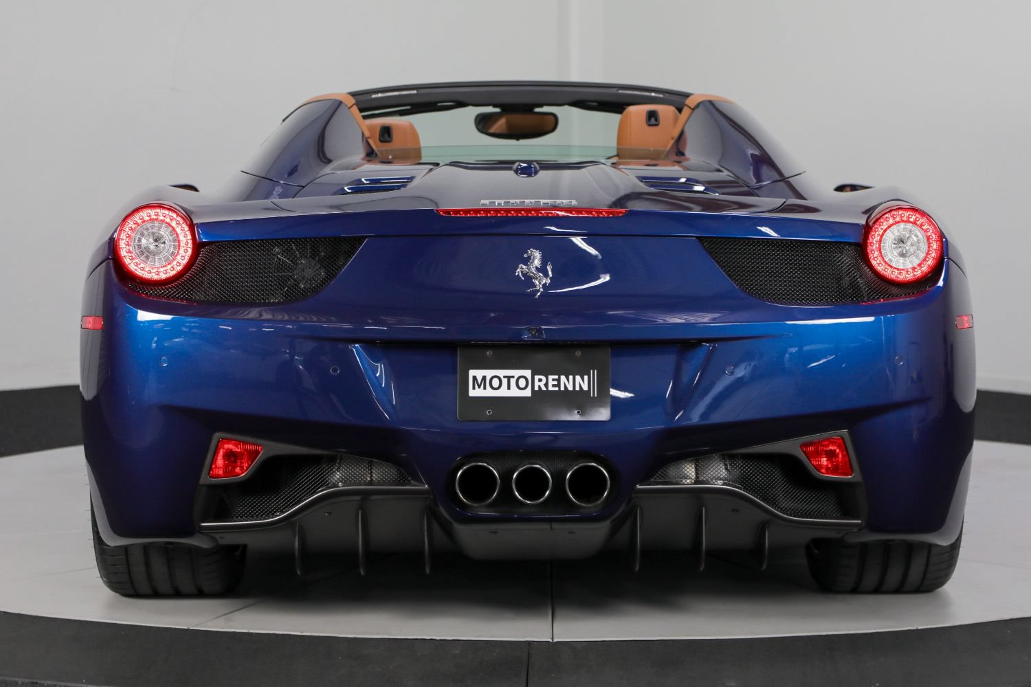 Used 2015 Ferrari 458 Spider RWD image 8