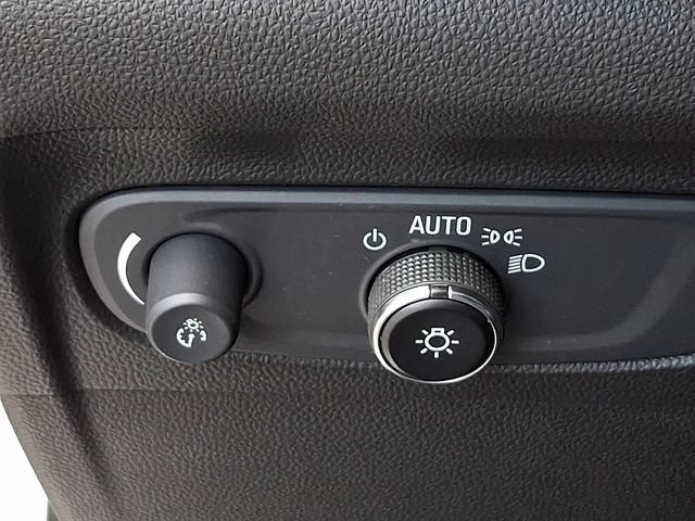 Used 2021 Buick Envision Avenir w/ Technology Package II AWD/4WD image 25
