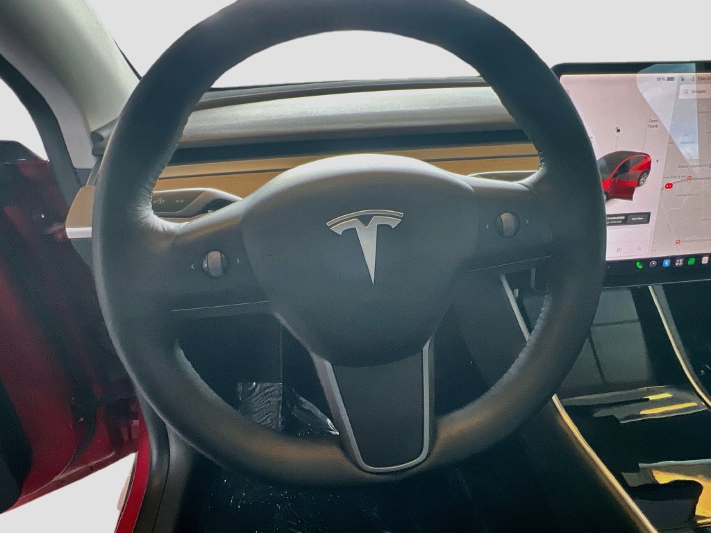 Used 2021 Tesla Model Y Long Range AWD/4WD image 11