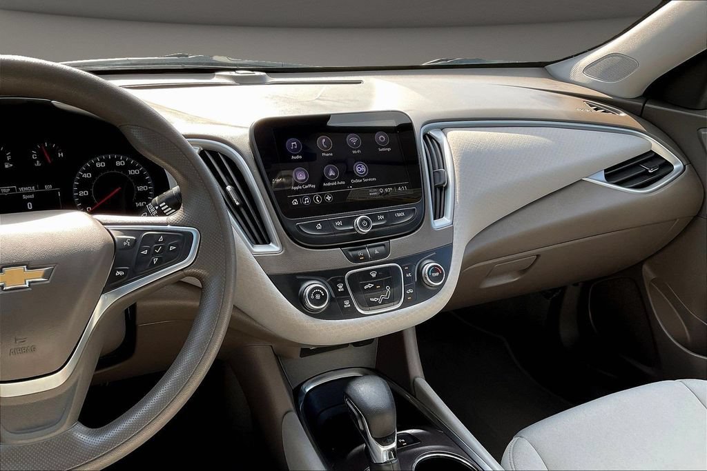 Used 2022 Chevrolet Malibu LS w/ Driver Confidence Package II FWD image 12