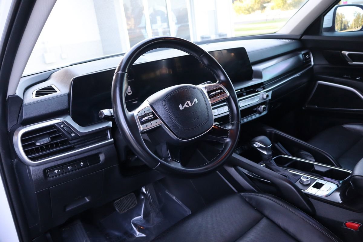 Used 2023 Kia Telluride LX image 15