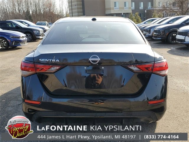 Used 2025 Nissan Sentra SV image 5