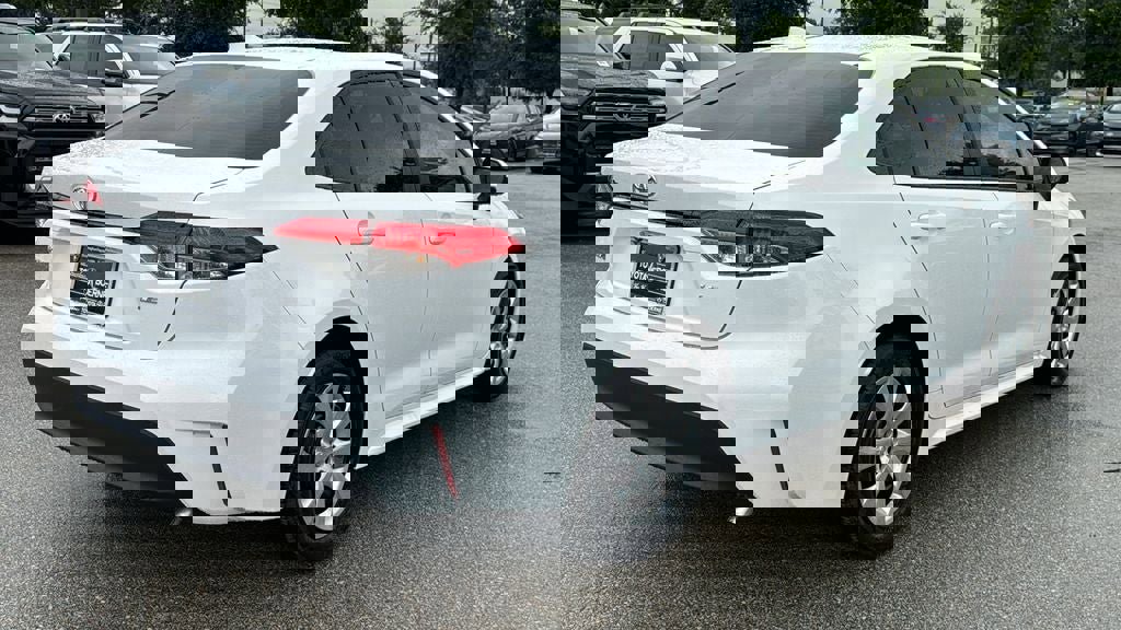 New 2026 Toyota Corolla LE FWD image 9