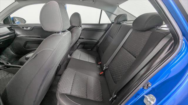 Used 2022 Kia Rio S image 17