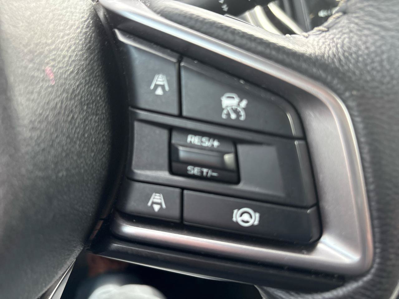 Used 2024 Subaru Outback Premium AWD/4WD image 13