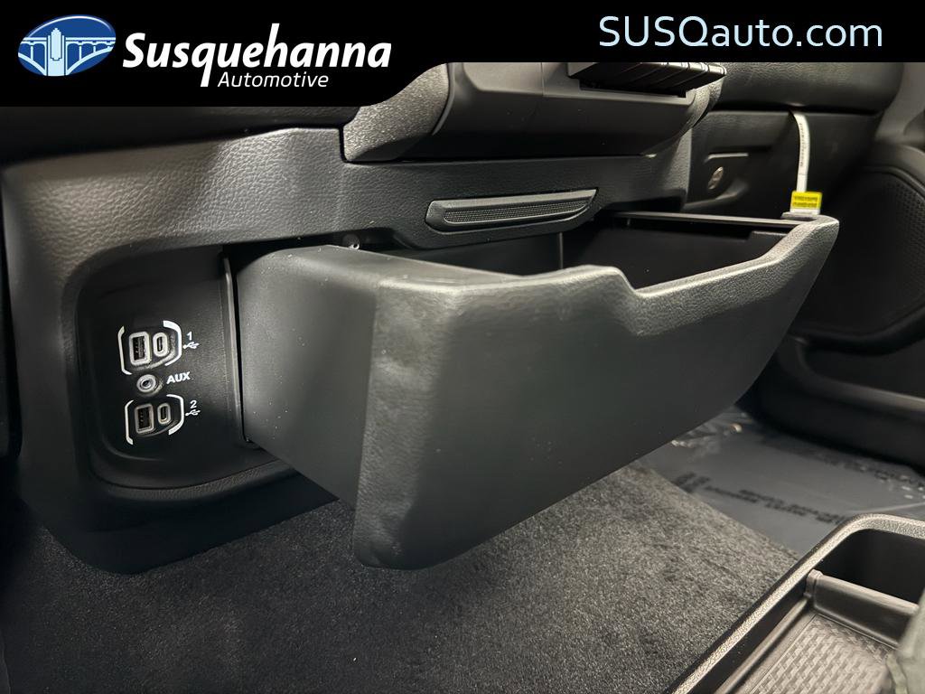 New 2025 RAM 1500 Tradesman w/ Night Edition image 30