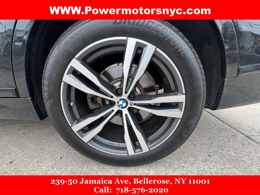 Used 2022 BMW X7 xDrive40i w/ M Sport Package AWD/4WD image 15