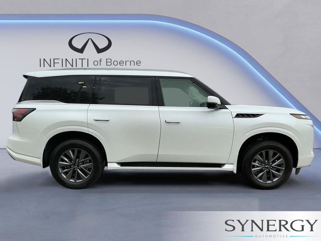 Certified 2026 INFINITI QX80 Pure AWD/4WD image 4