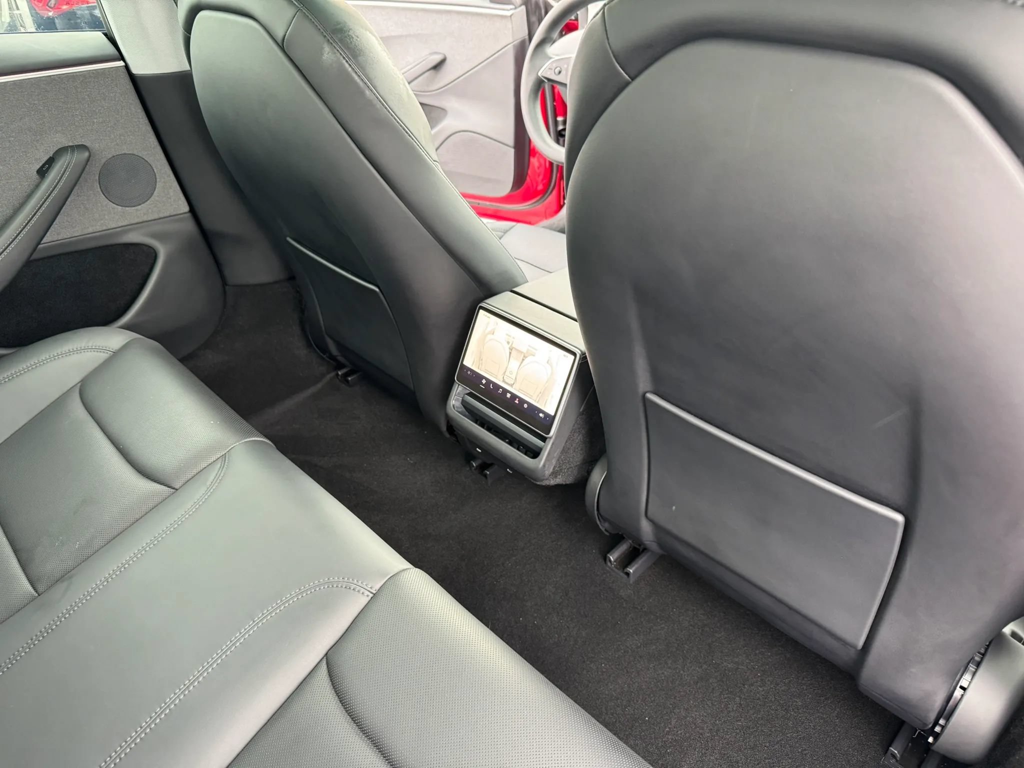 Used 2024 Tesla Model 3 Standard Range RWD image 11