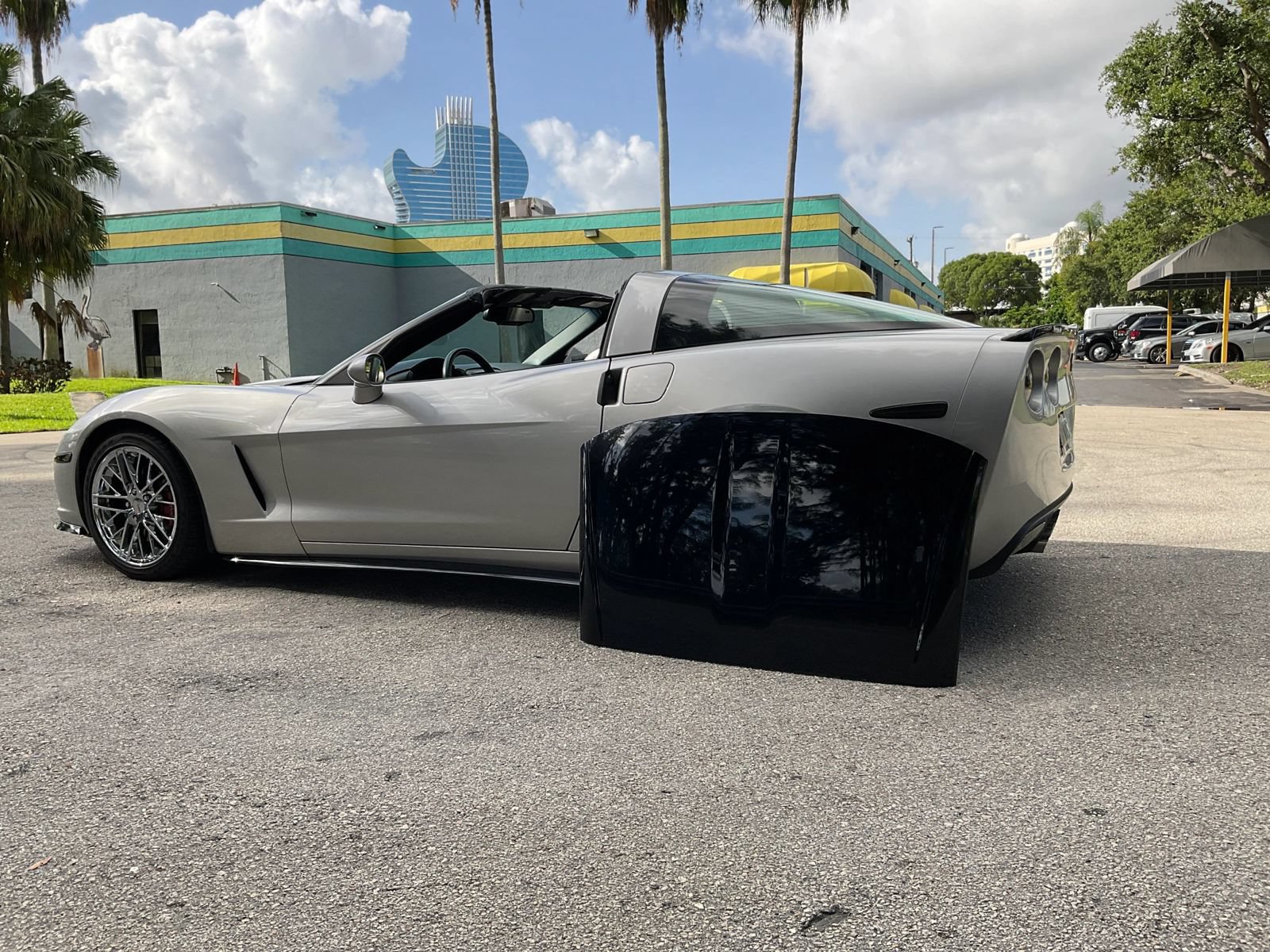 Used 2005 Chevrolet Corvette Coupe w/ Preferred Equipment Group RWD image 52