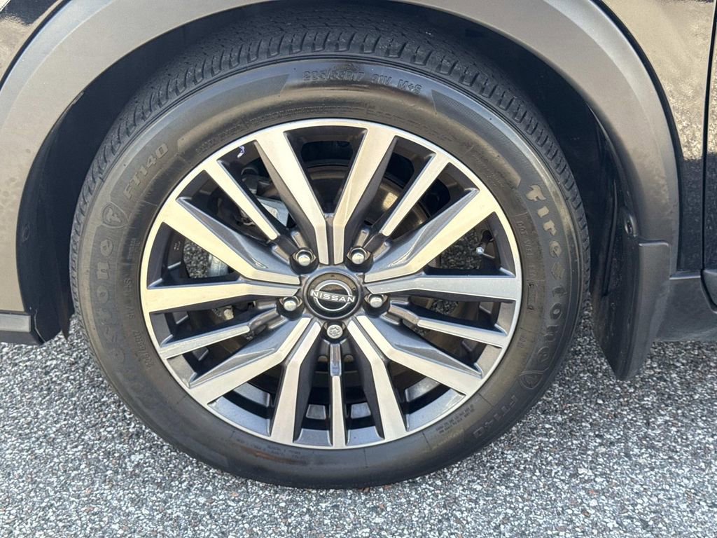 Certified 2024 Nissan Kicks SV image 11