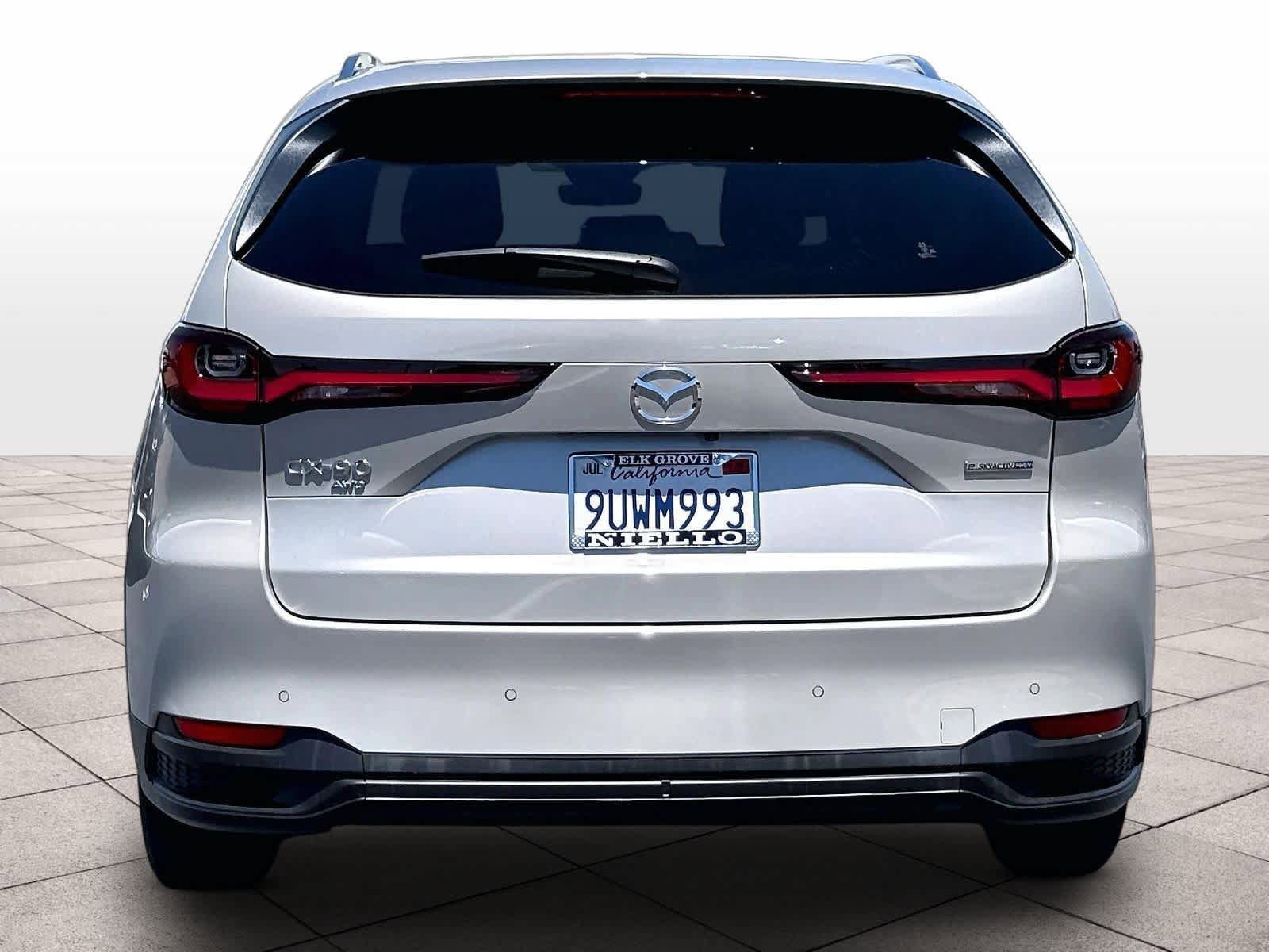 Used 2025 MAZDA CX-90 Plug-In Hybrid w/ Preferred AWD/4WD image 8