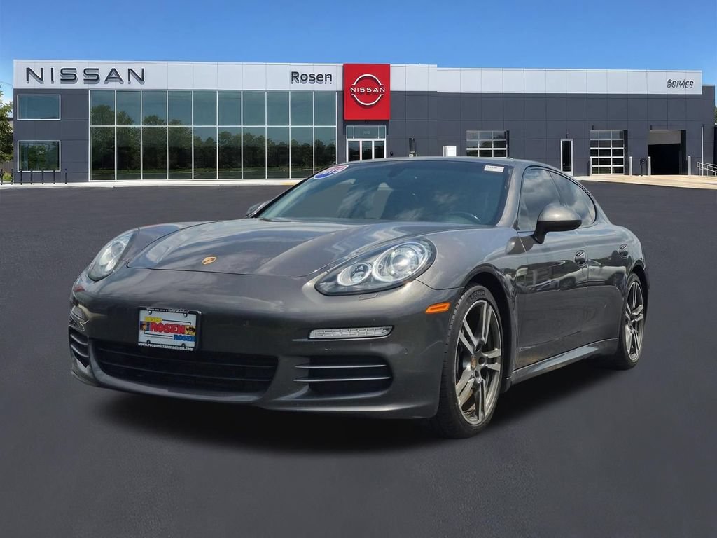 Used 2015 Porsche Panamera 4 AWD/4WD image 7