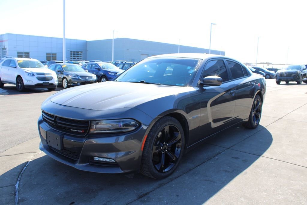 Used 2018 Dodge Charger R/T image 3