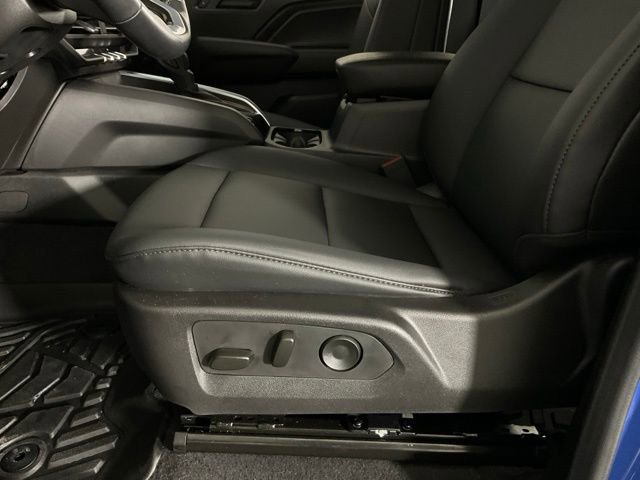 Used 2025 Chevrolet Colorado Trail Boss image 32