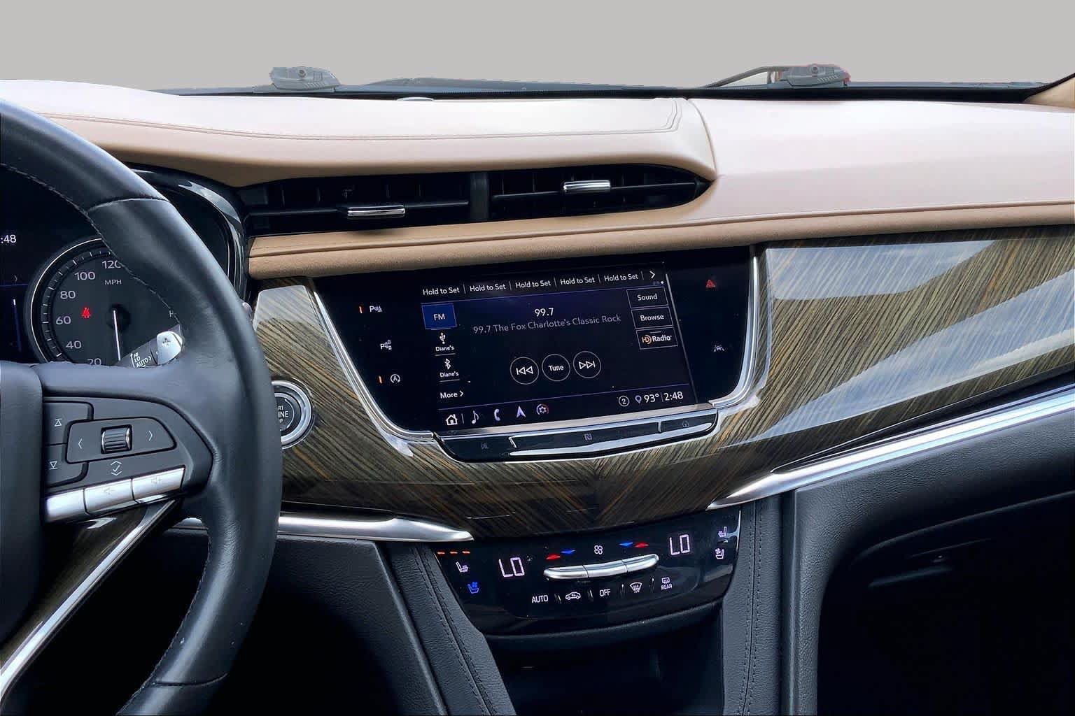 Used 2020 Cadillac XT6 Sport w/ Platinum Package AWD/4WD image 7