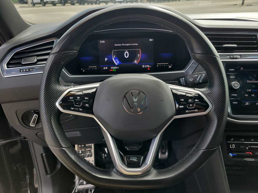 Used 2022 Volkswagen Tiguan SE R-Line image 24