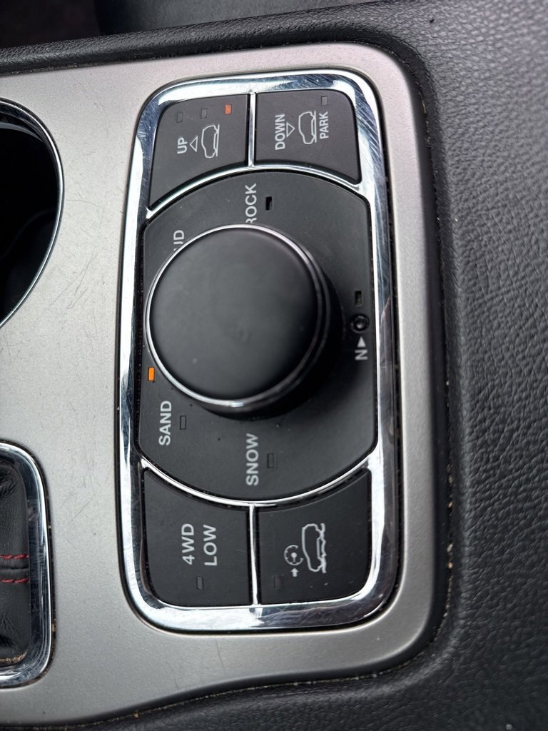 Used 2017 Jeep Grand Cherokee Trailhawk image 13