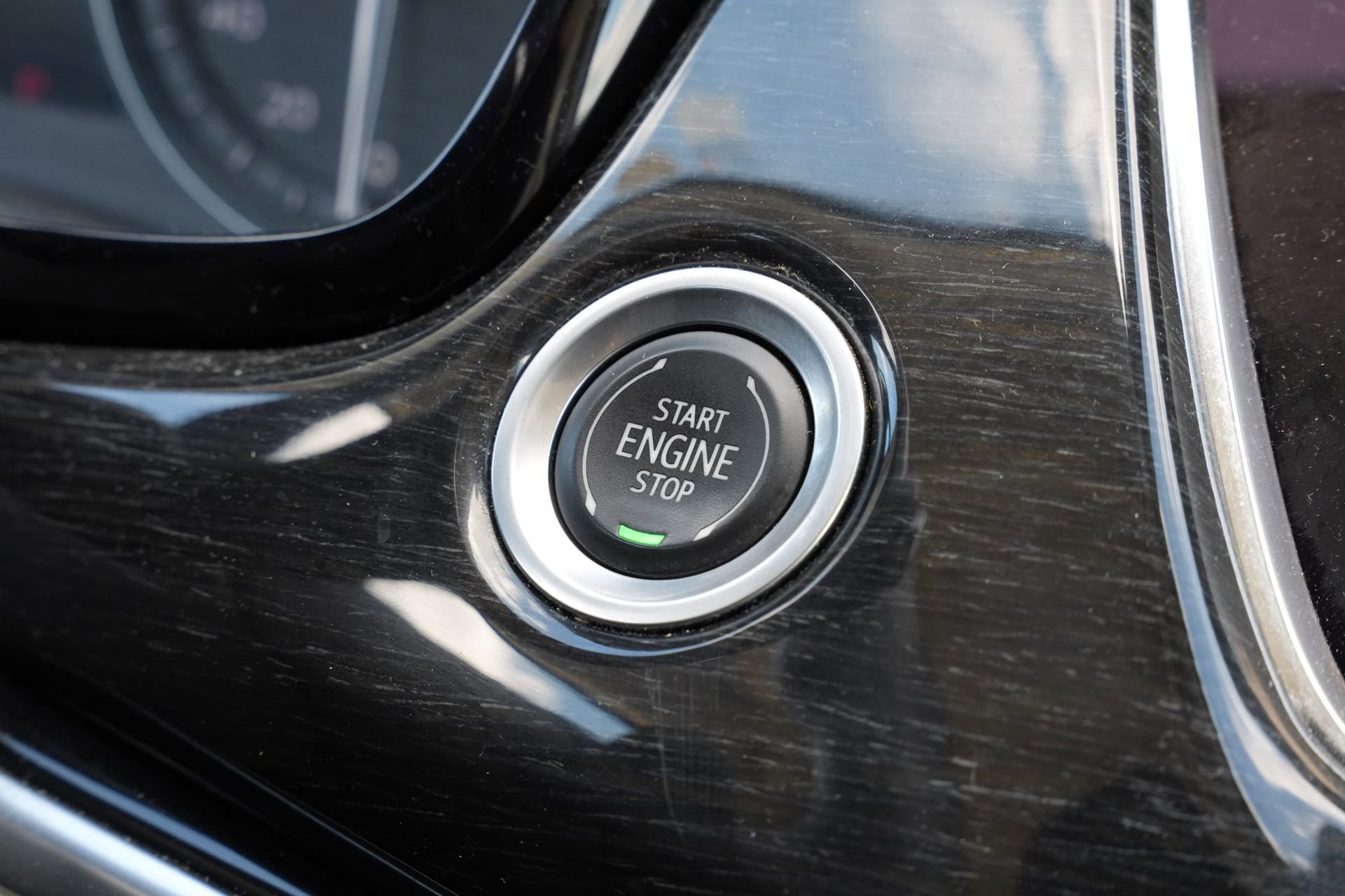 Certified 2022 Cadillac XT6 Premium Luxury w/ Technology Package image 15