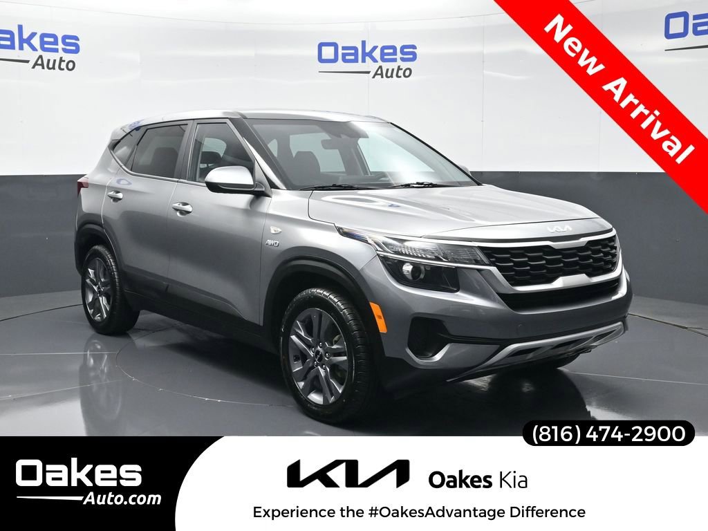 Used 2023 Kia Seltos LX image 1