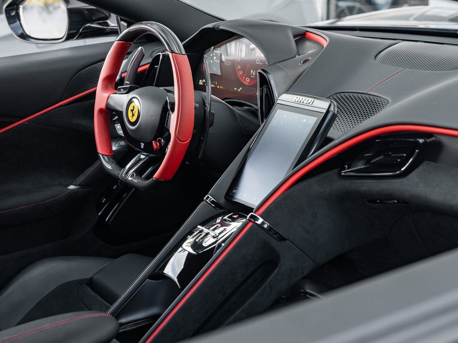 Used 2023 Ferrari Roma RWD image 16