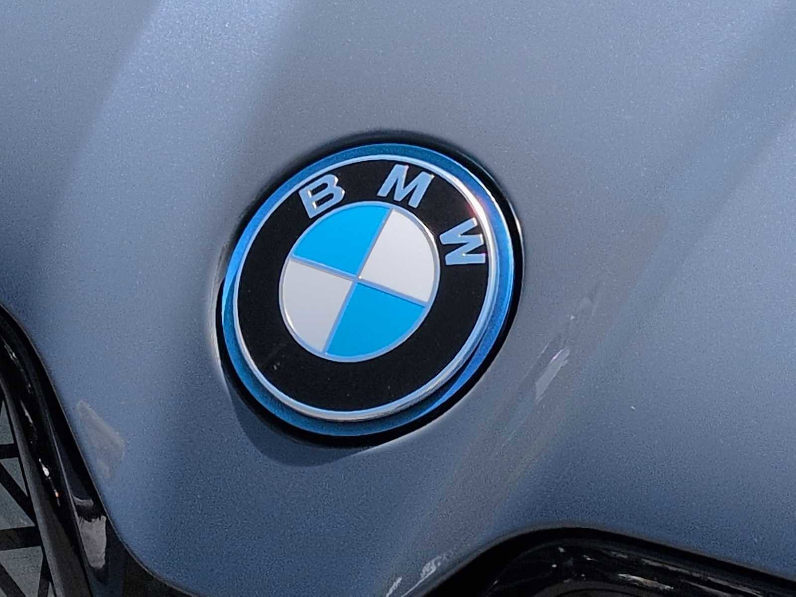 Certified 2022 BMW iX xDrive50 w/ Premium Package image 12