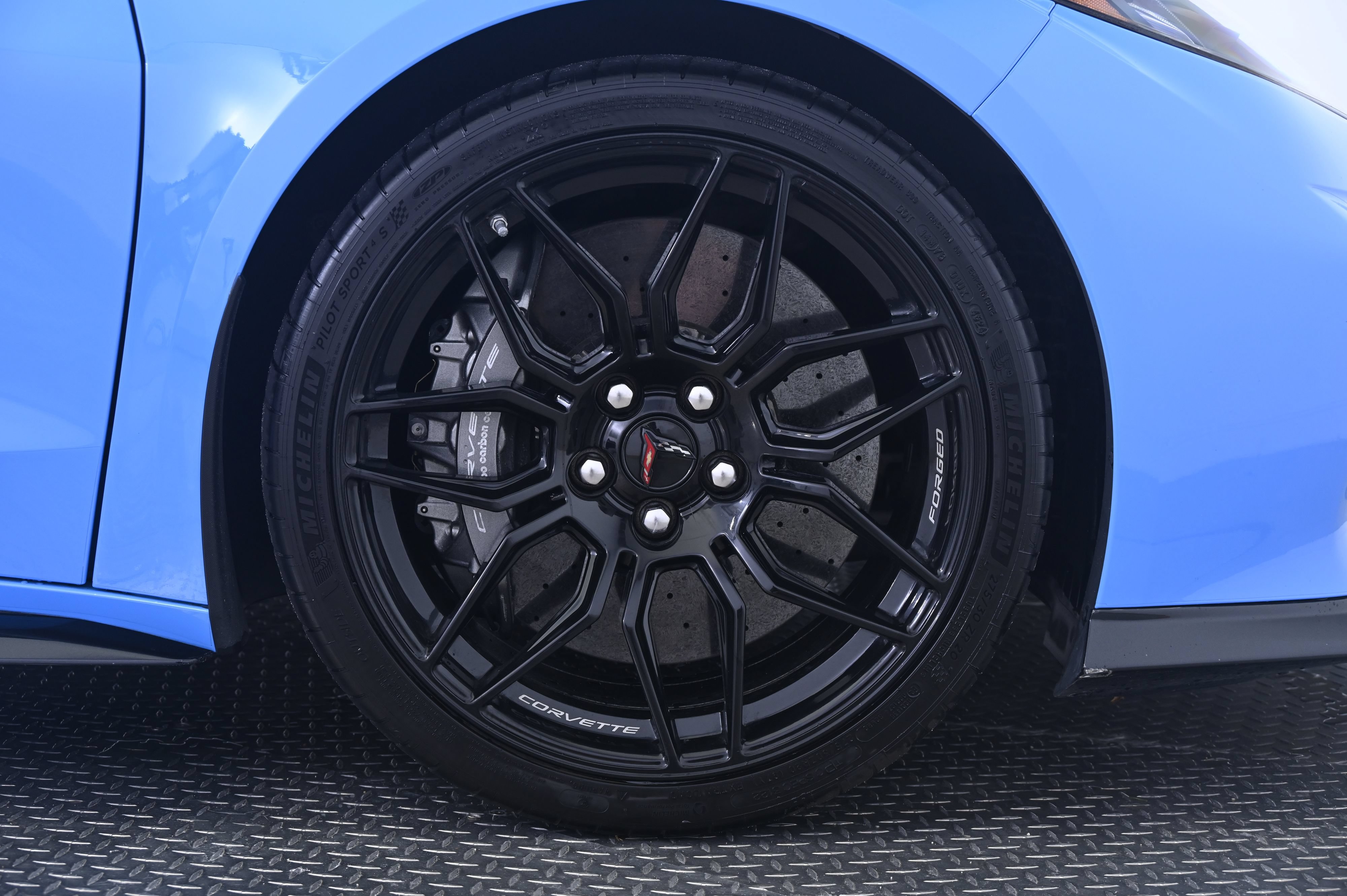 Used 2023 Chevrolet Corvette Z06 RWD image 14