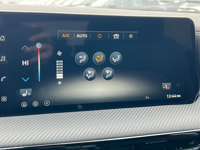 New 2026 Nissan Kicks SR w/ Cold Weather Package AWD/4WD image 21