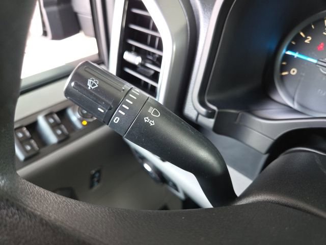 Used 2017 Ford F150 XLT w/ XTR Package image 54